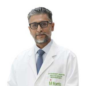 الدكتور سانديب فايشيا